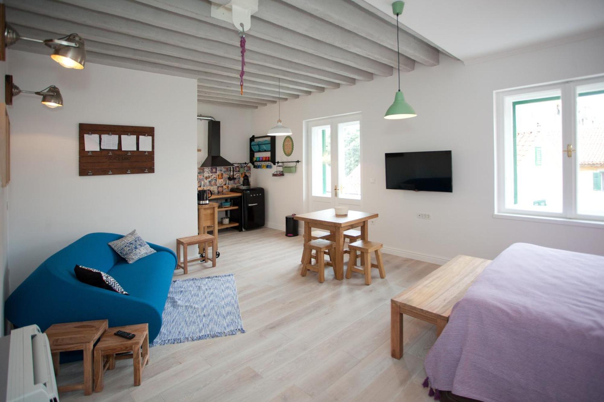 Stylish Theatre Appartement Split
